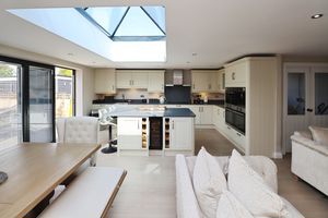 ASPEN CLOSE- click for photo gallery